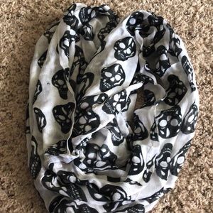 Skull infinity Scarf